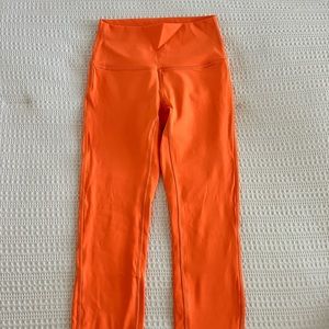 Lululemon Wunder Under 25”